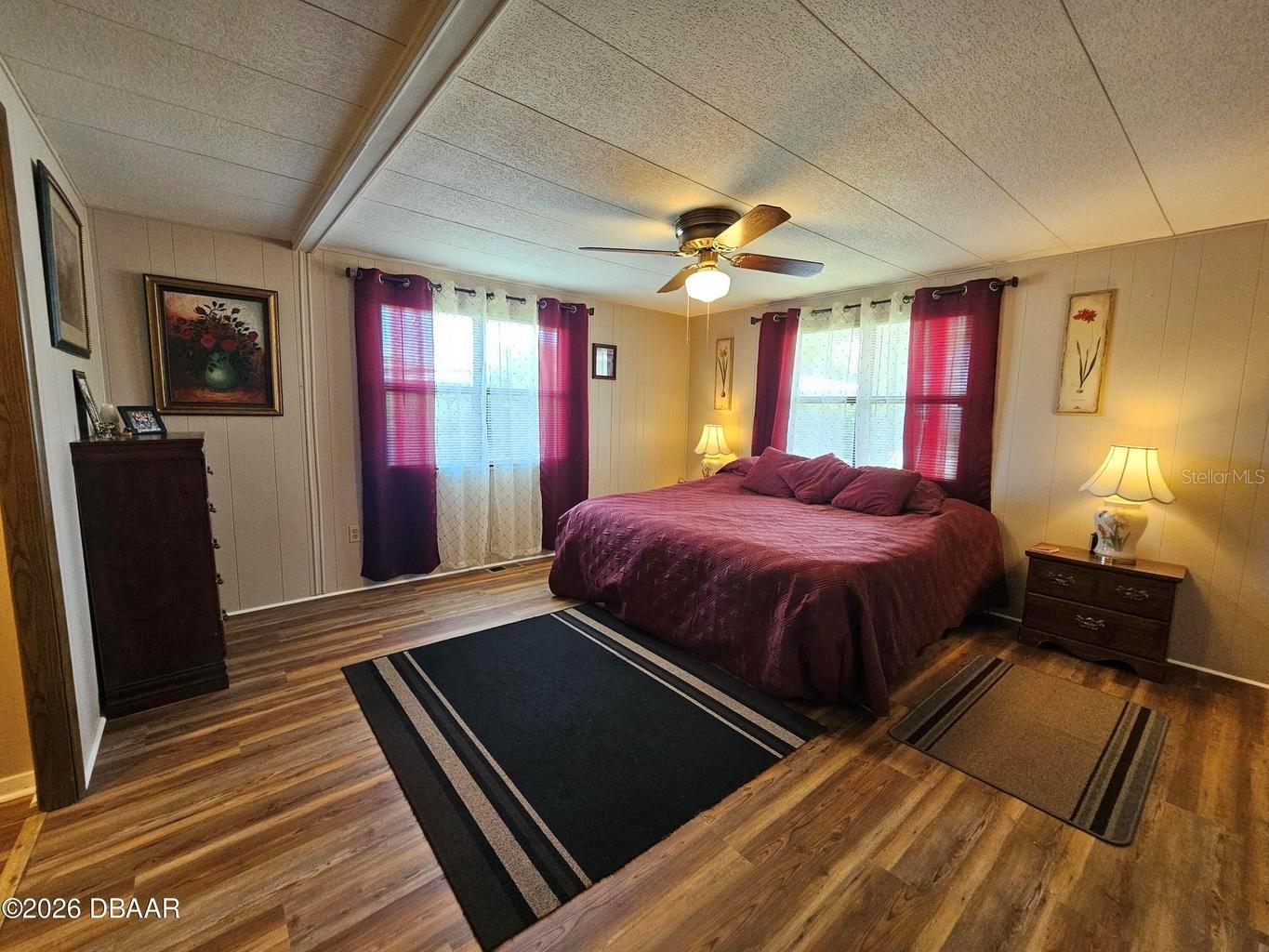 COMMONWEALTH - Residential