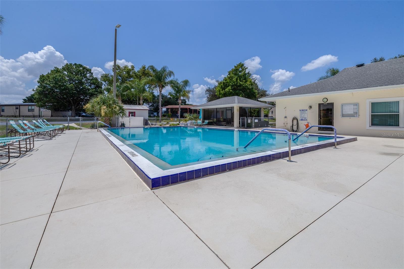GARDEN GROVE OAKS - Residential