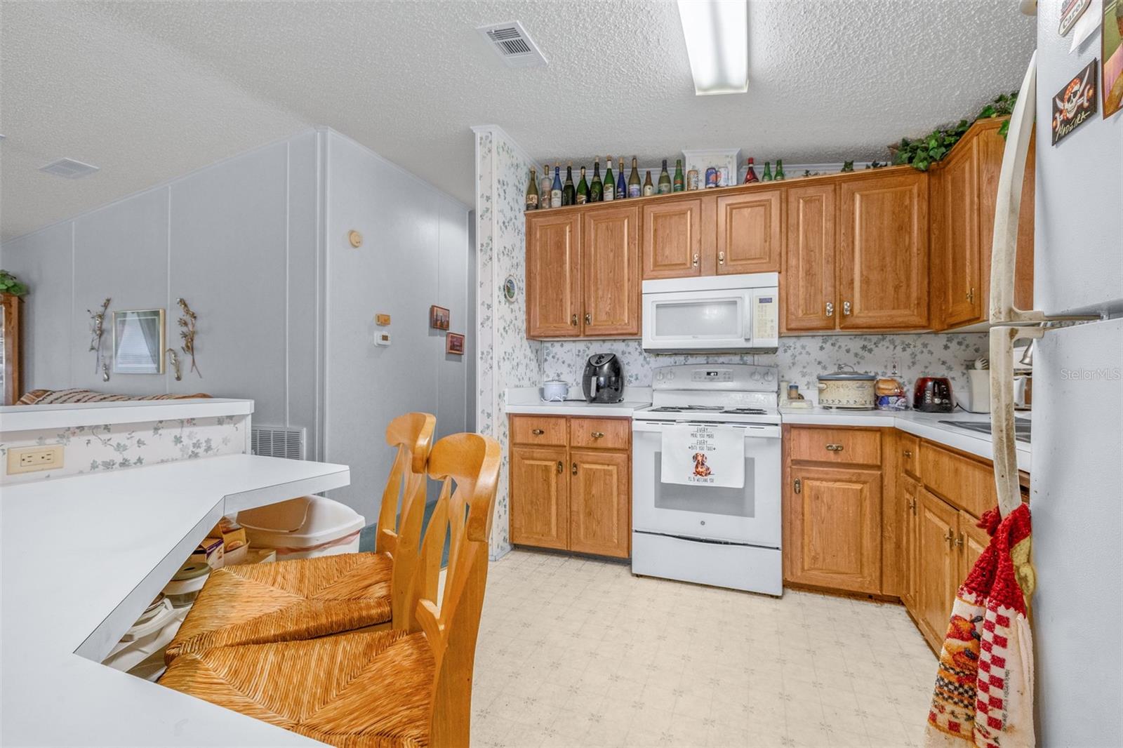 GARDEN GROVE OAKS - Residential