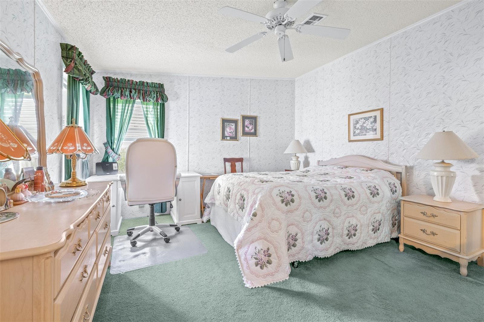 GARDEN GROVE OAKS - Residential