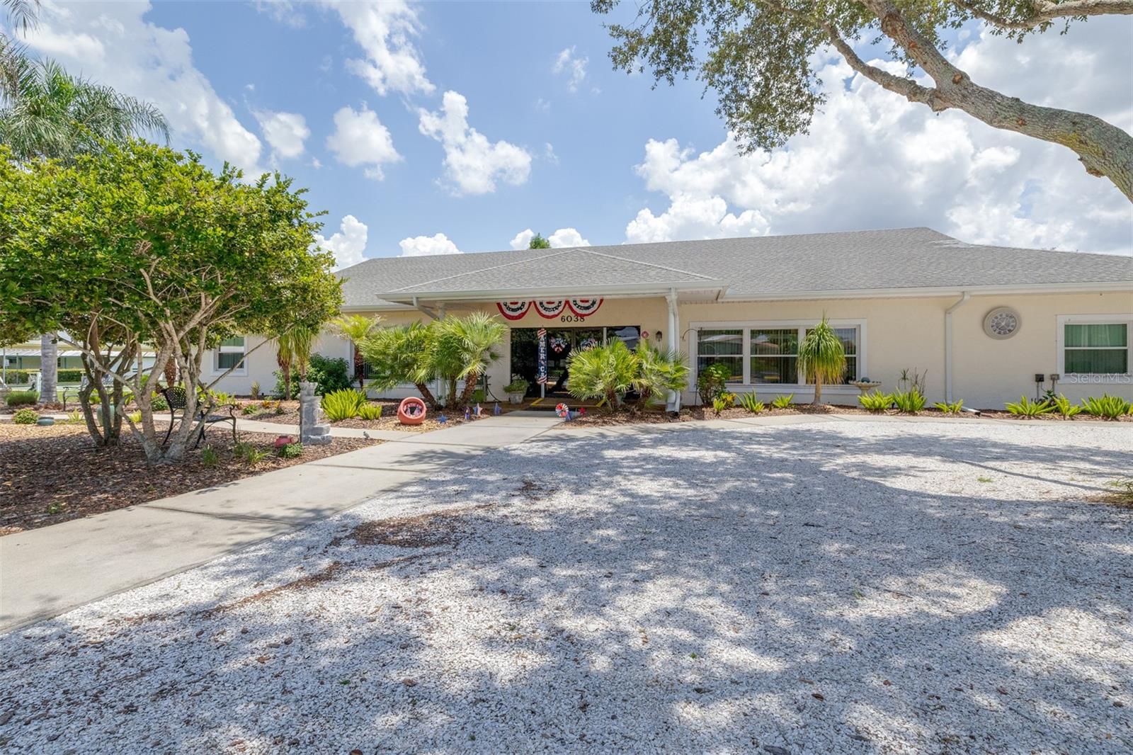 GARDEN GROVE OAKS - Residential