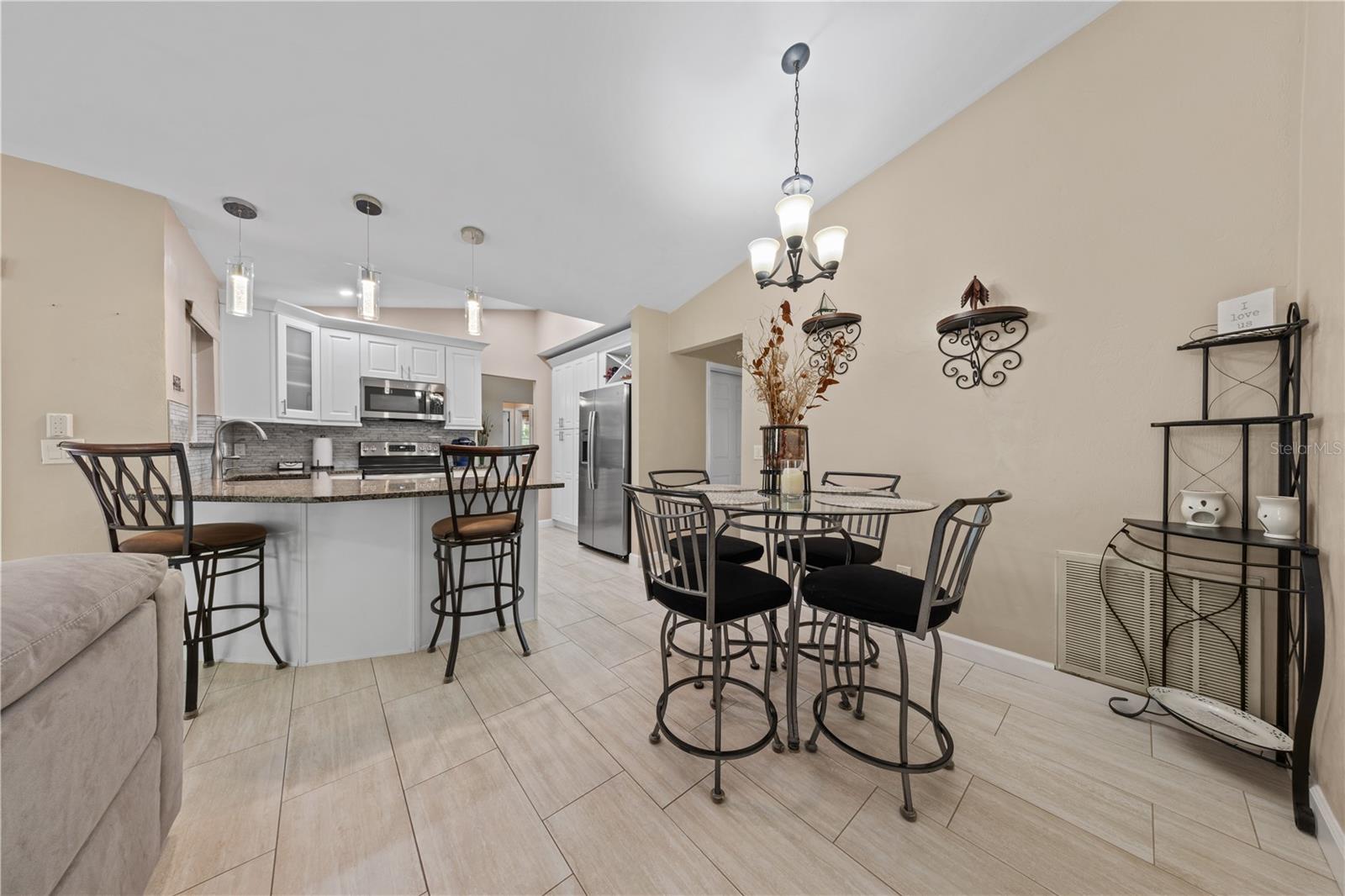 ORANGE CITY TERRACE 4TH ADD - Residential