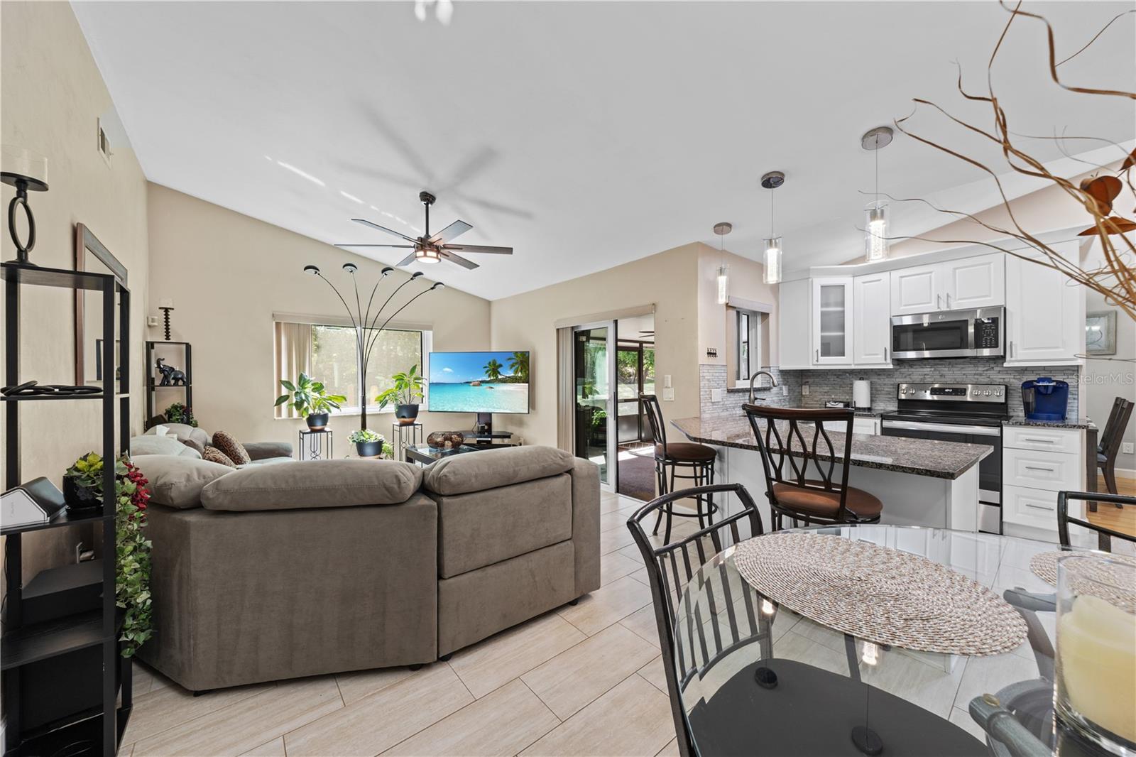 ORANGE CITY TERRACE 4TH ADD - Residential