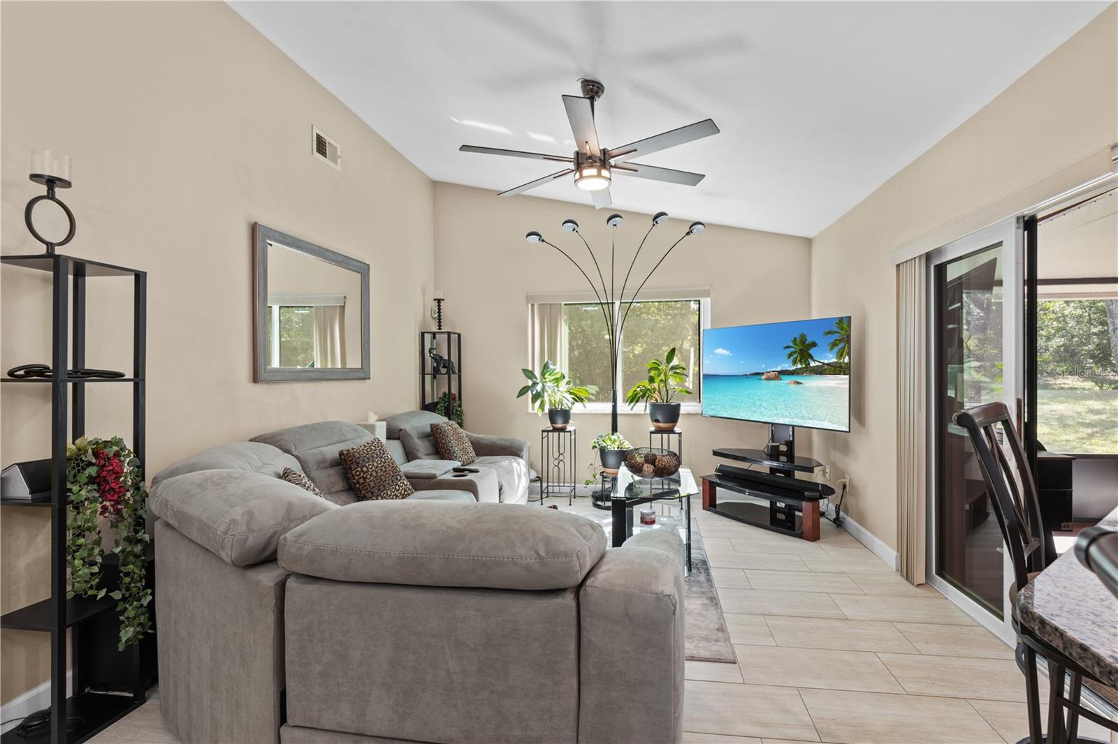 ORANGE CITY TERRACE 4TH ADD - Residential