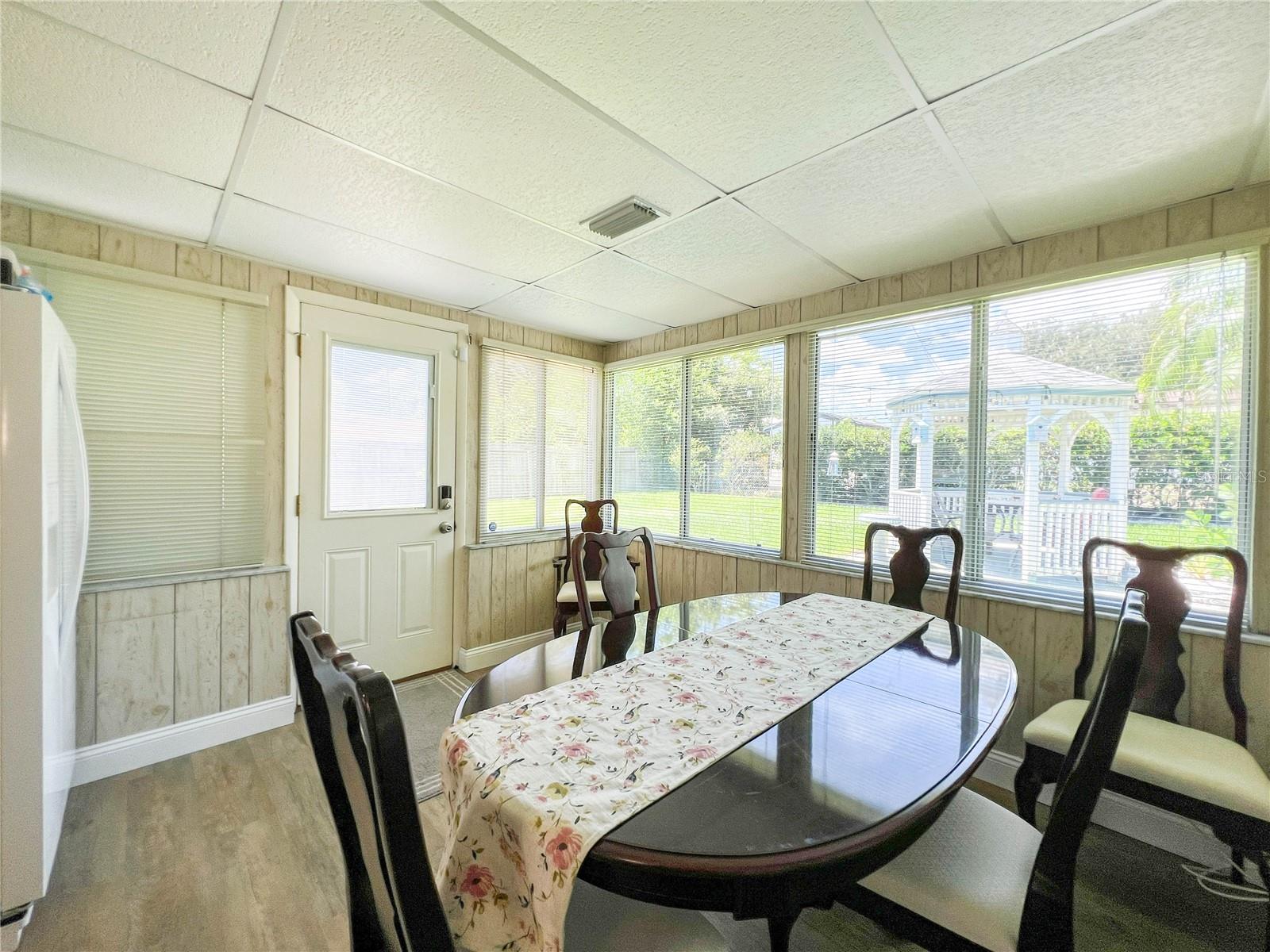 BROOKHILL - Residential