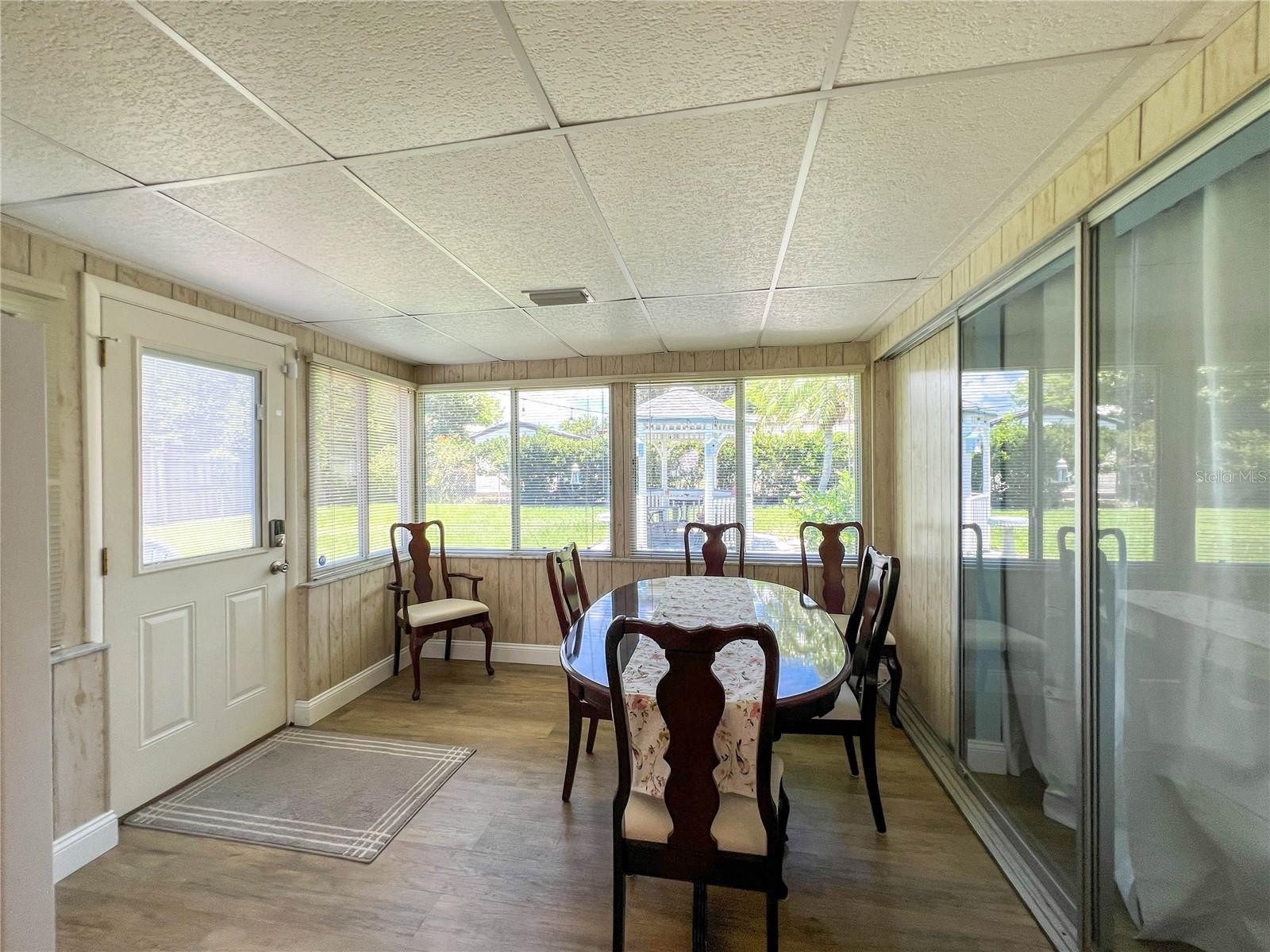 BROOKHILL - Residential