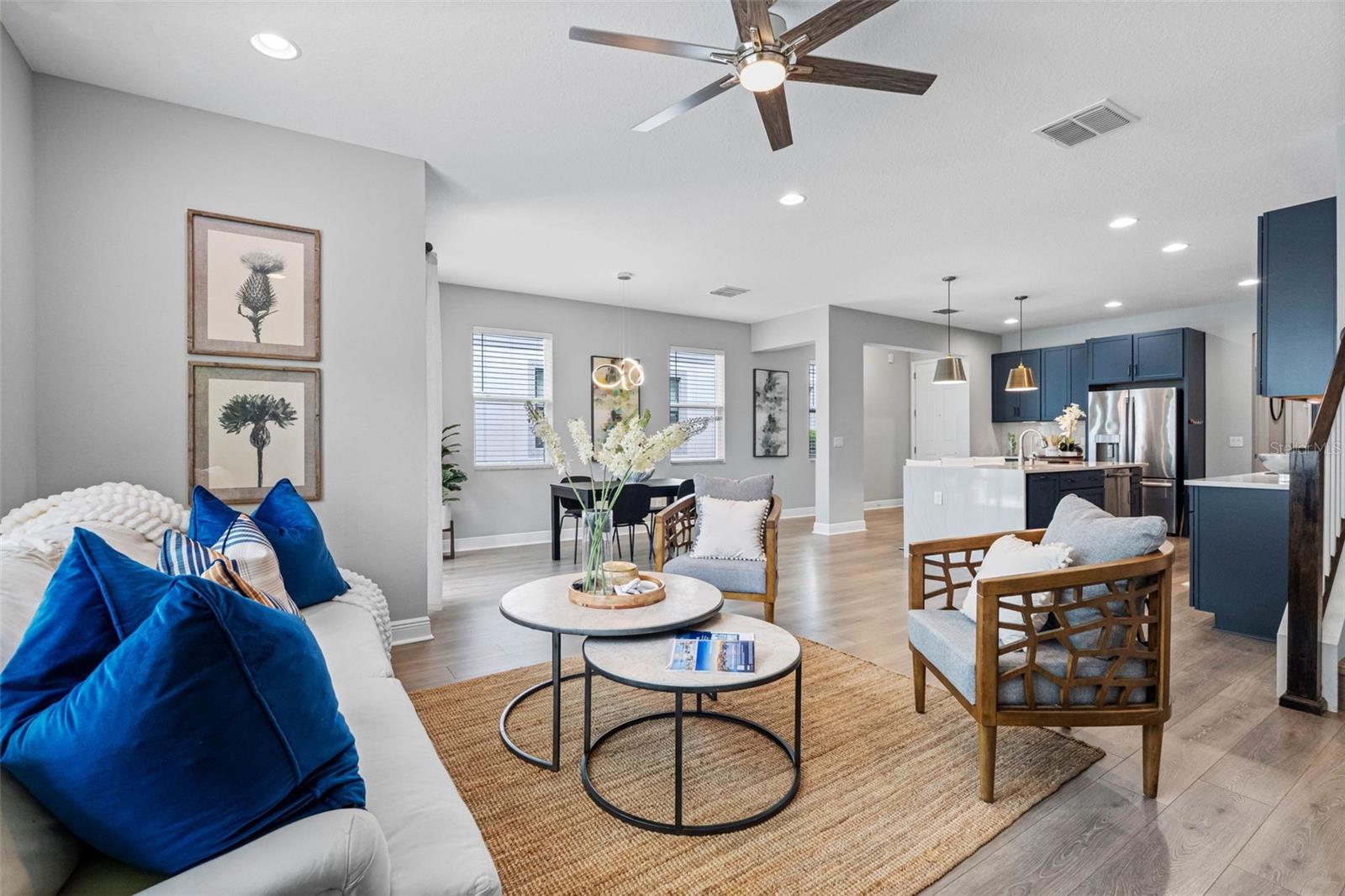 TOWNS AT BELLEAIR GROVE - Residential