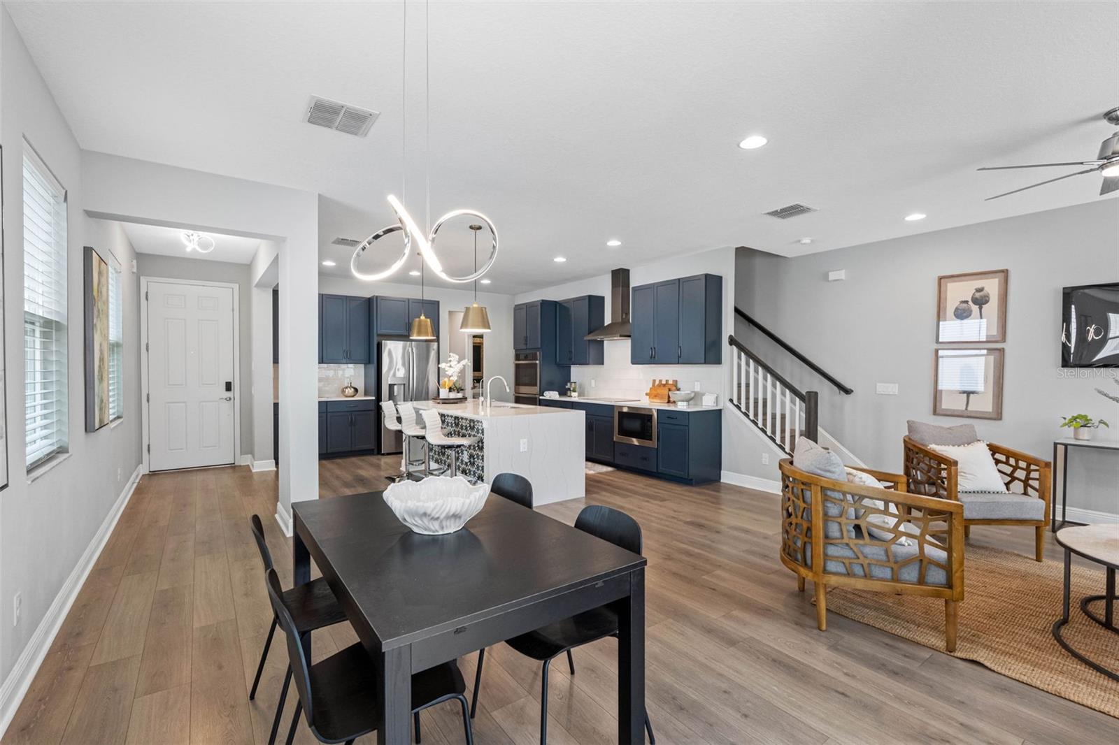 TOWNS AT BELLEAIR GROVE - Residential