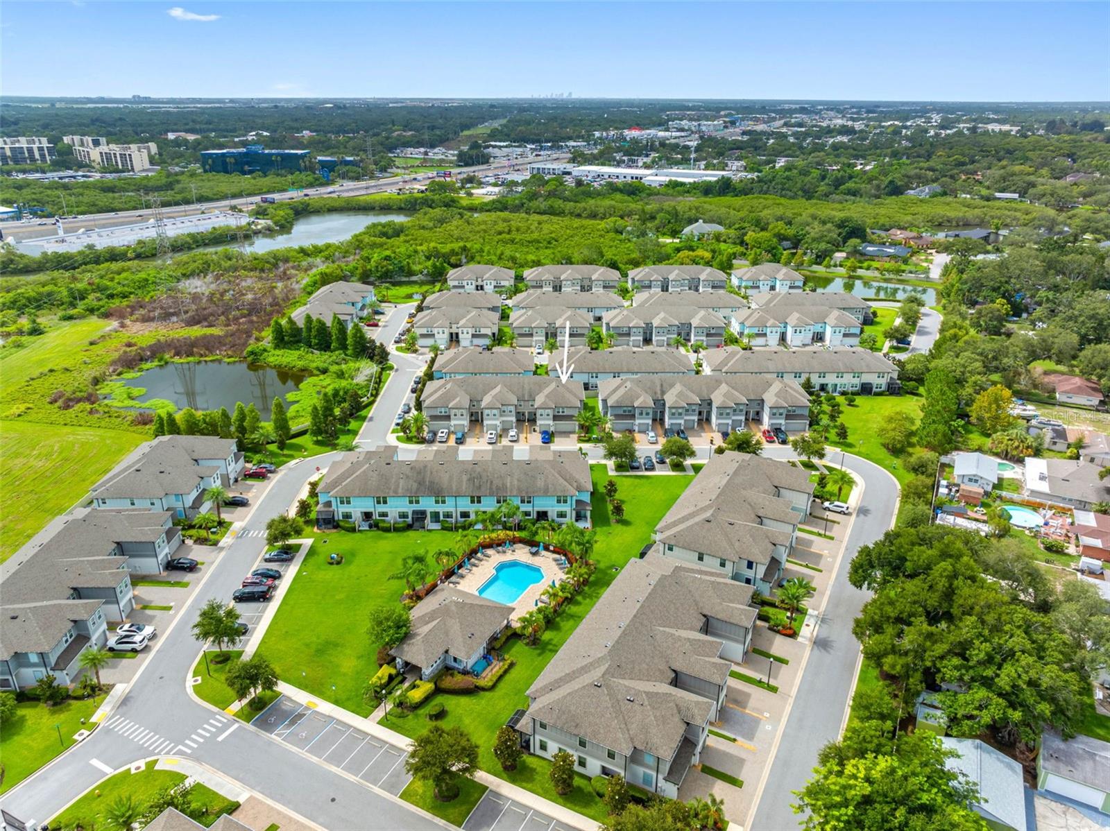 TOWNS AT BELLEAIR GROVE - Residential