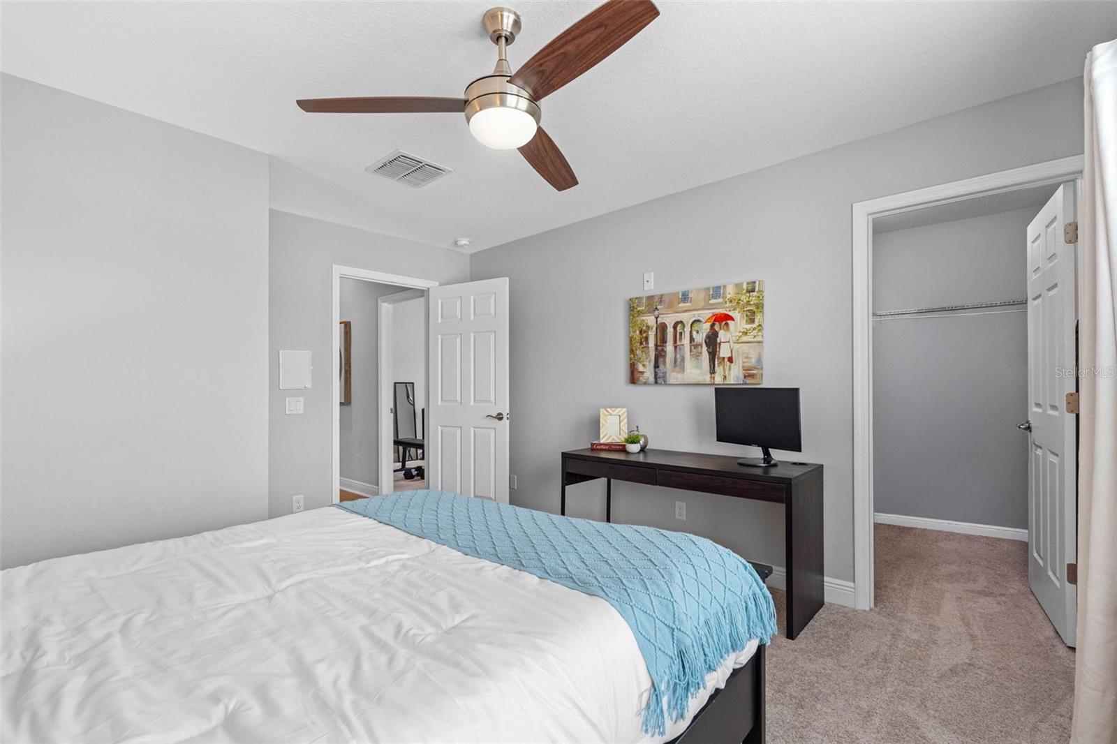 TOWNS AT BELLEAIR GROVE - Residential