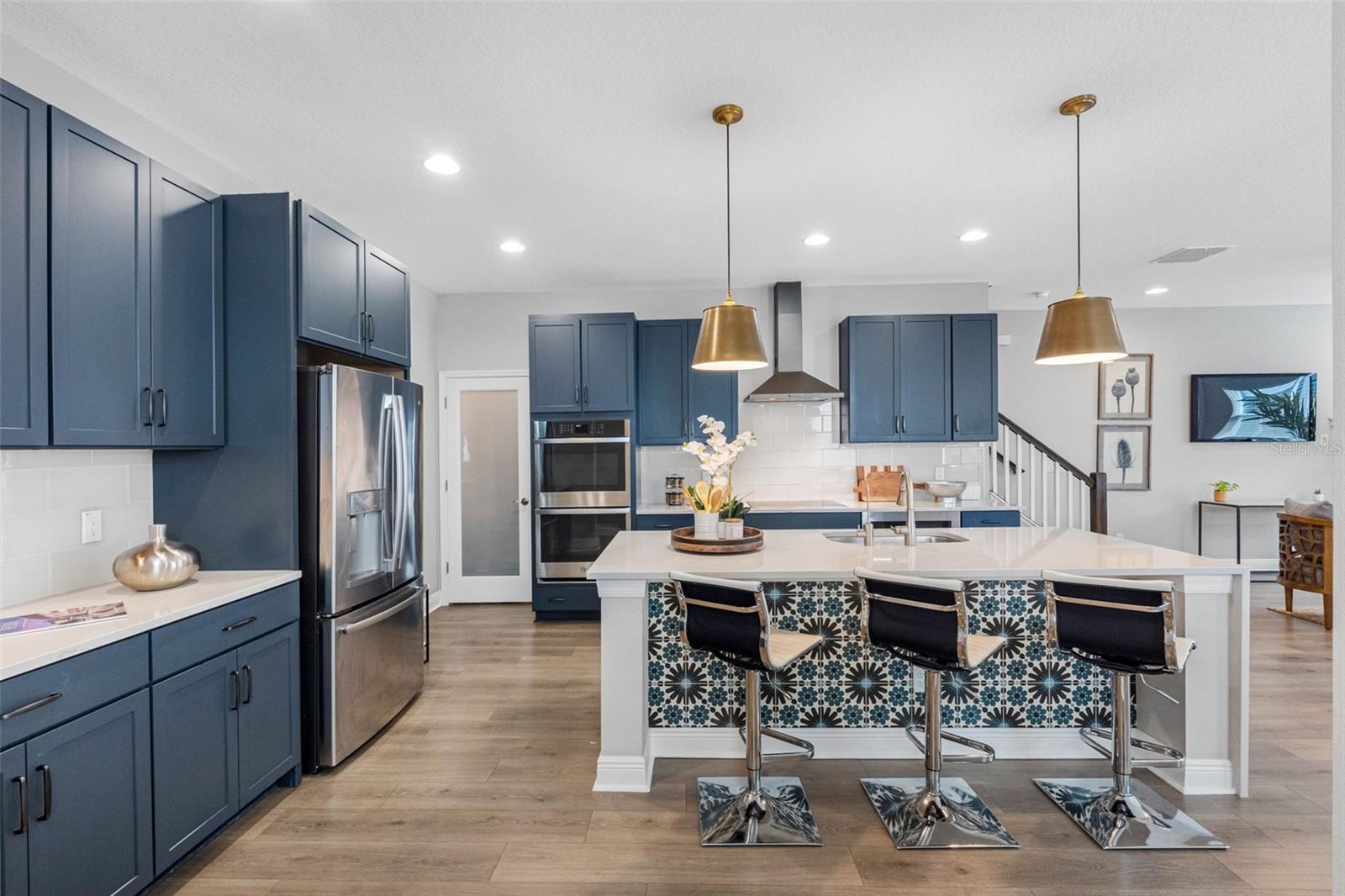 TOWNS AT BELLEAIR GROVE - Residential
