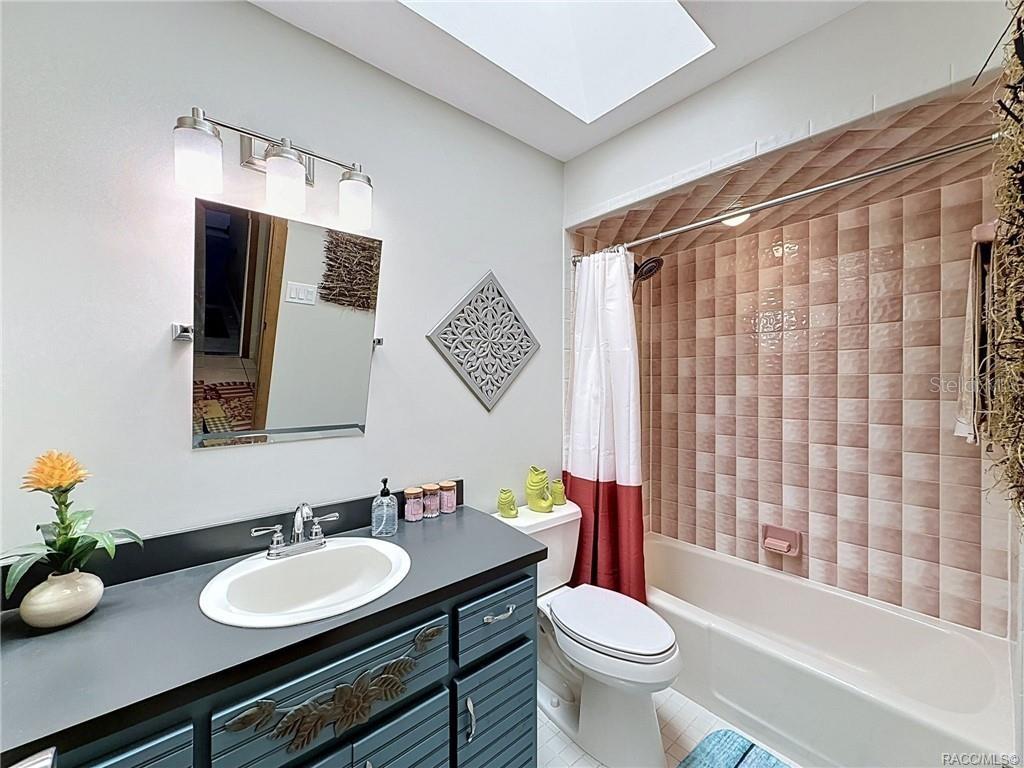 RIVERHAVEN VILLAGE - Residential