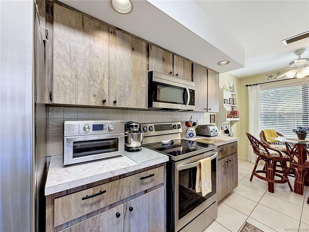 RIVERHAVEN VILLAGE - Residential