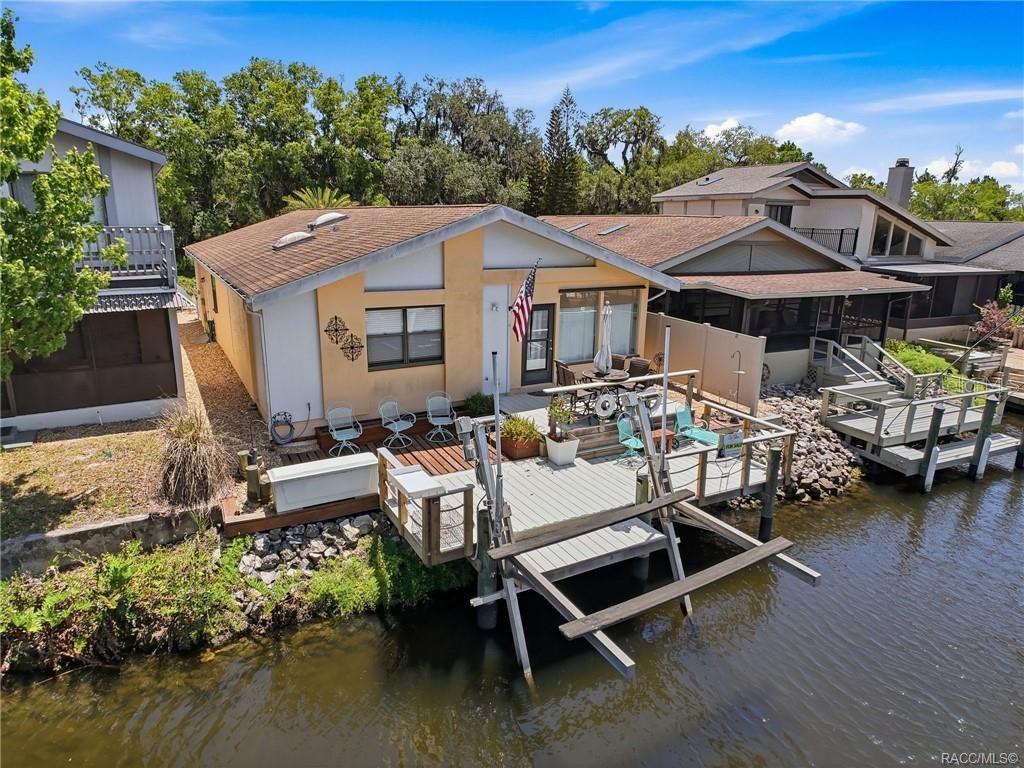 RIVERHAVEN VILLAGE - Residential