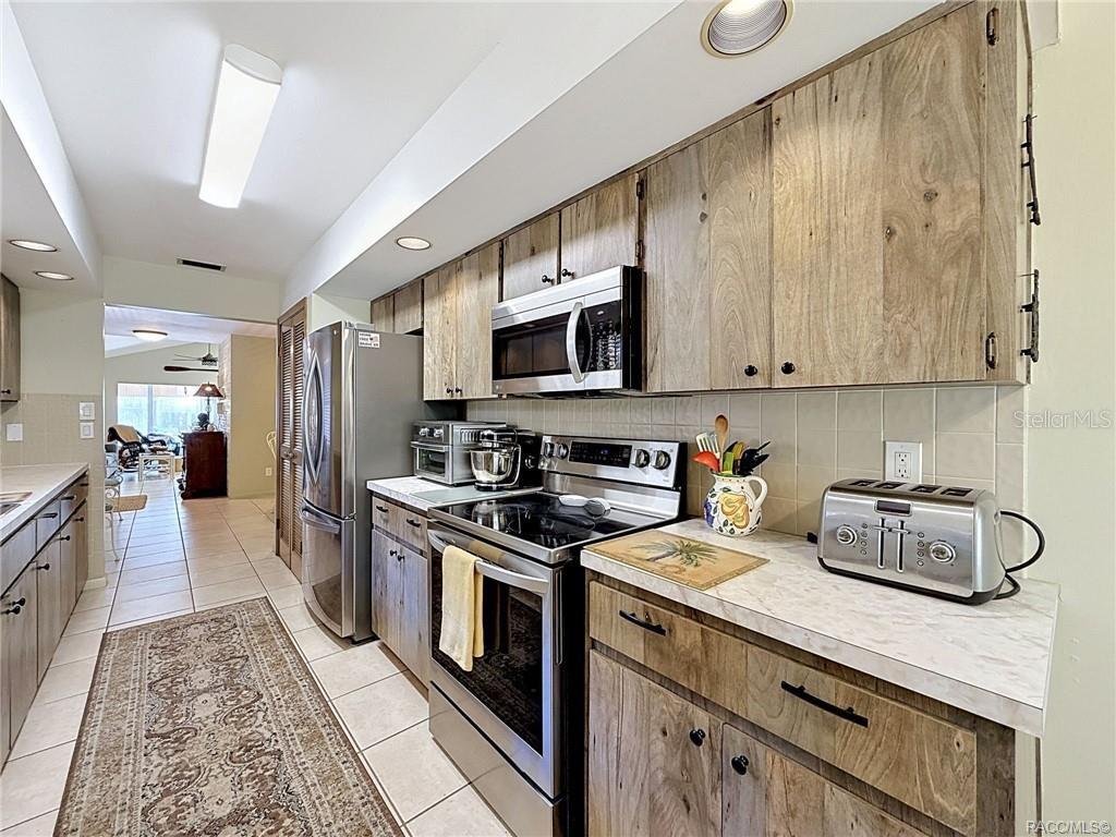 RIVERHAVEN VILLAGE - Residential