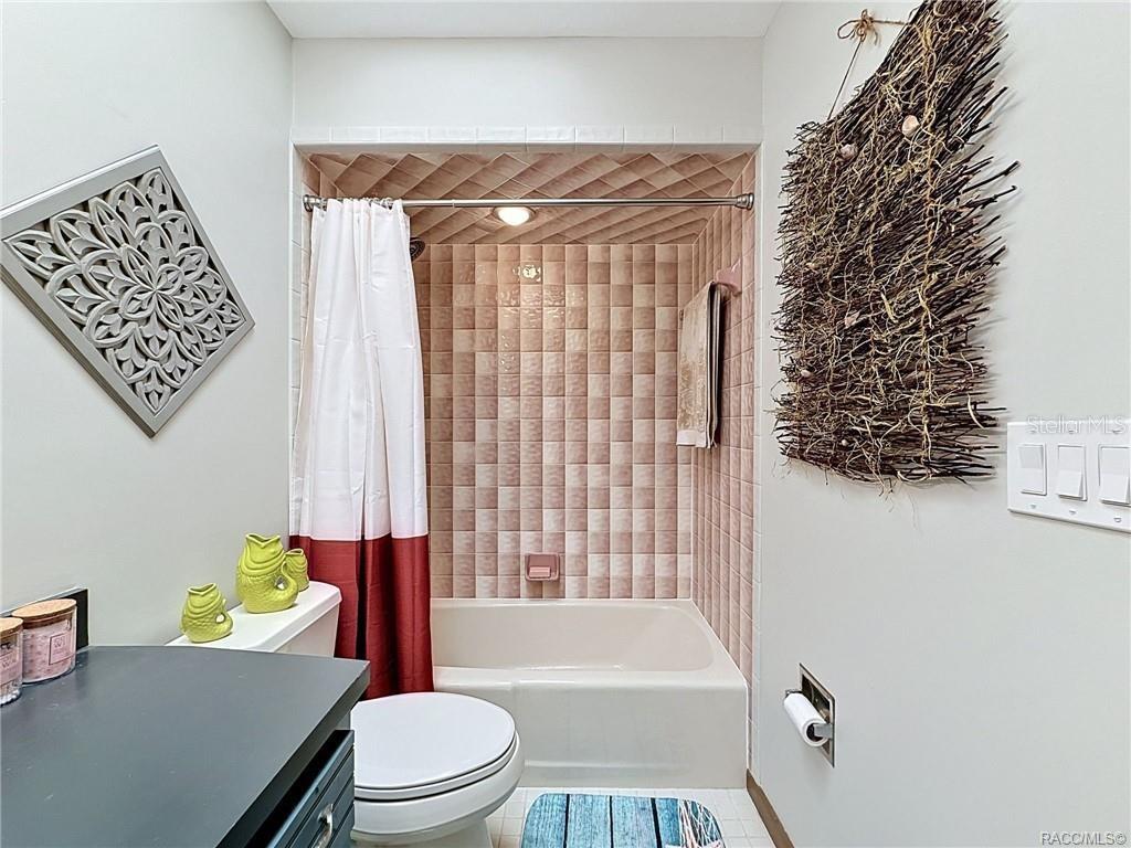 RIVERHAVEN VILLAGE - Residential