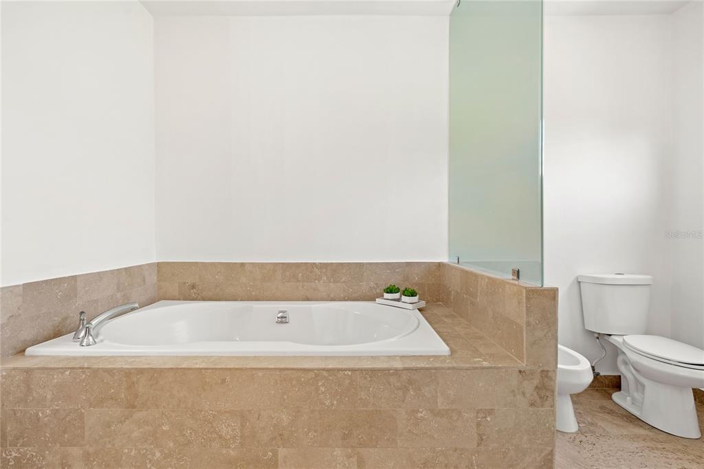 DORADO BEACH EAST - Residential