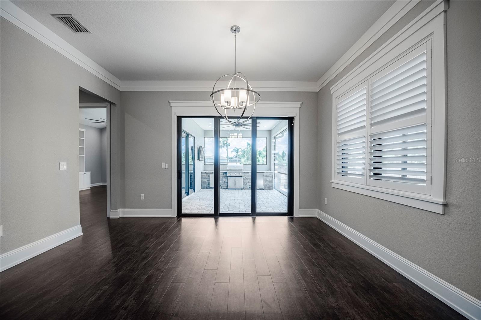HALLAM PRESERVE EAST - Residential