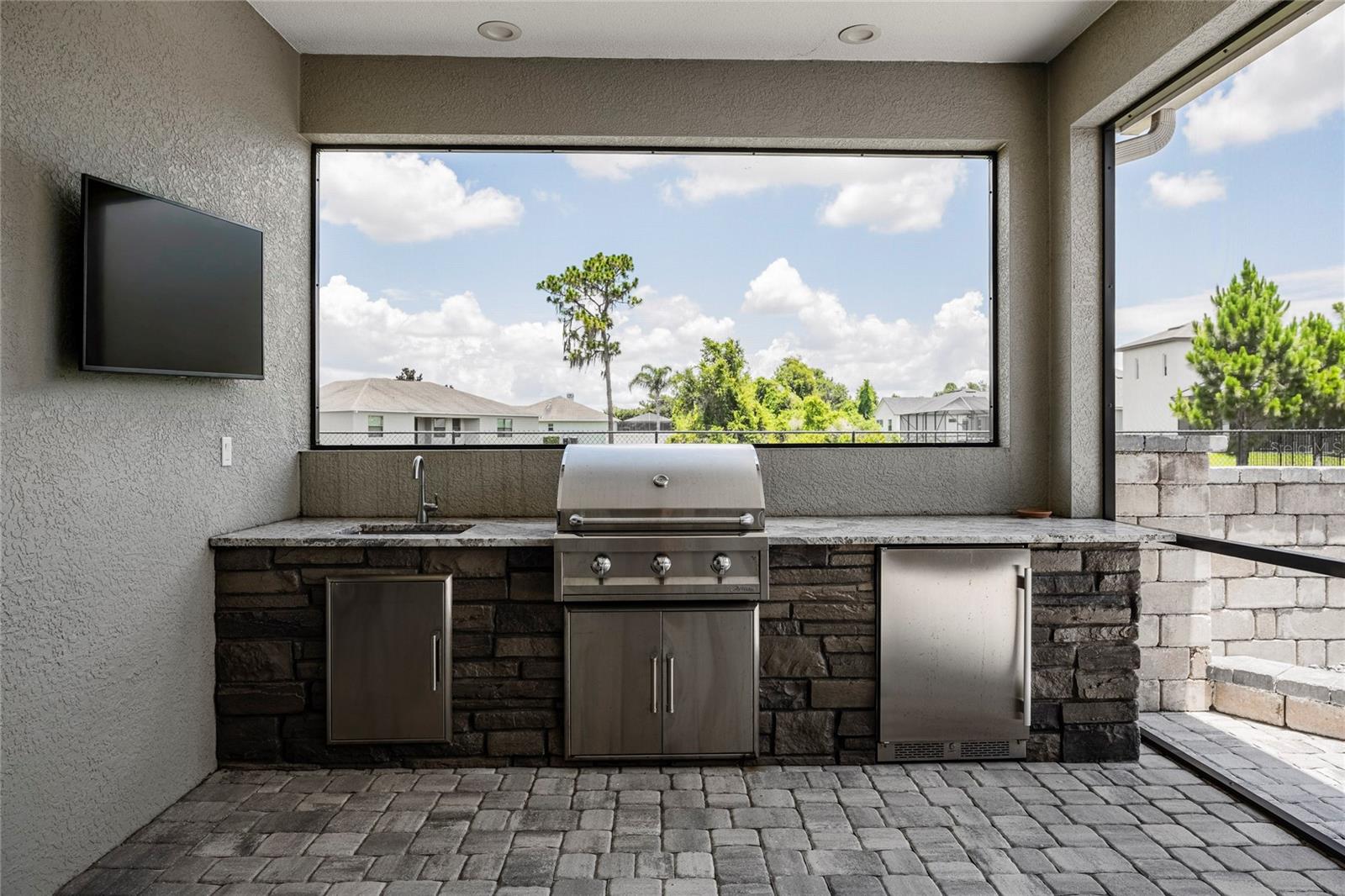 HALLAM PRESERVE EAST - Residential