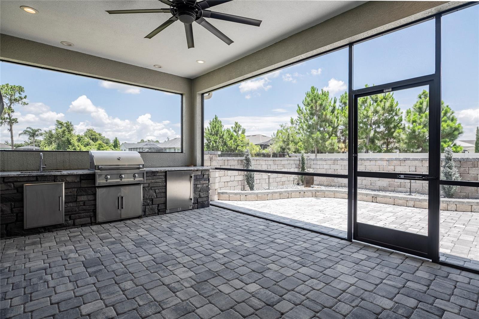 HALLAM PRESERVE EAST - Residential