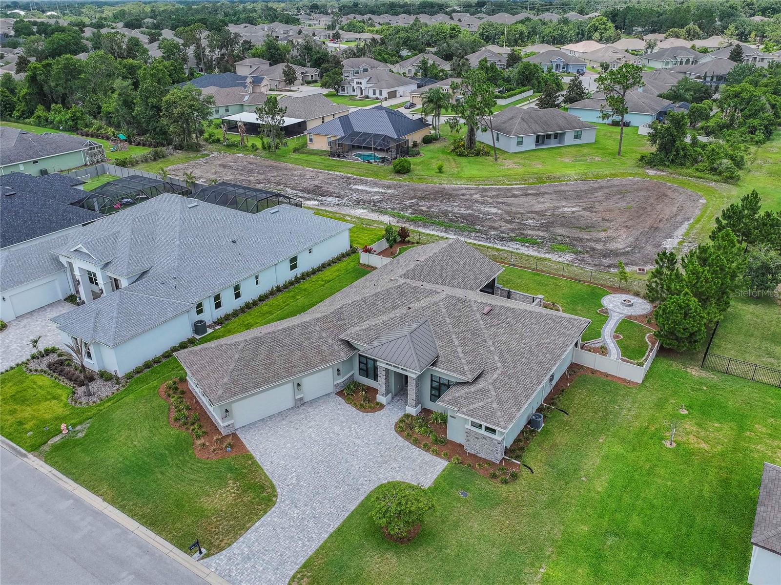 HALLAM PRESERVE EAST - Residential