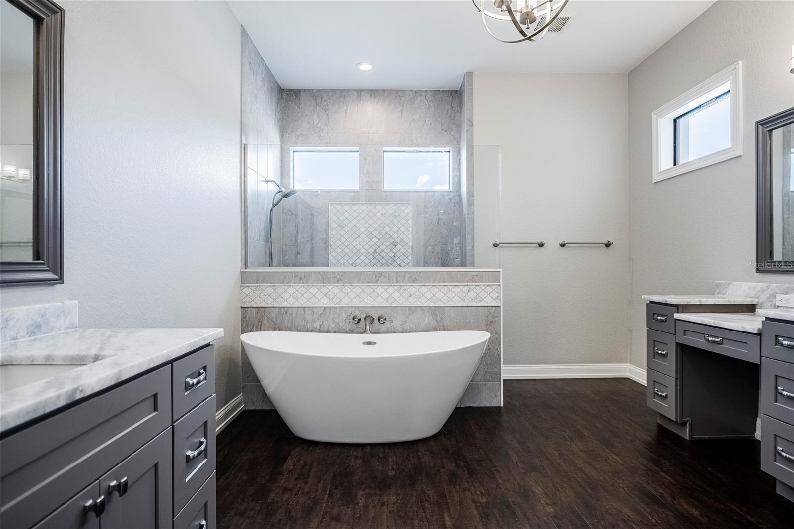 HALLAM PRESERVE EAST - Residential