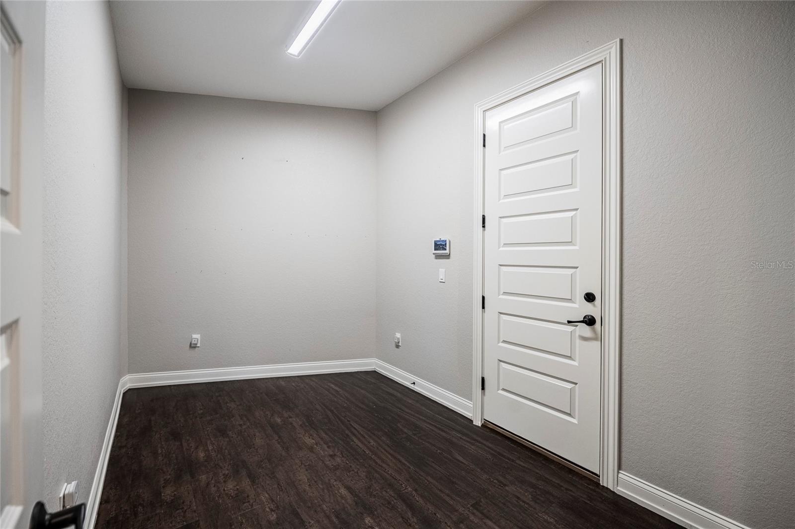 HALLAM PRESERVE EAST - Residential
