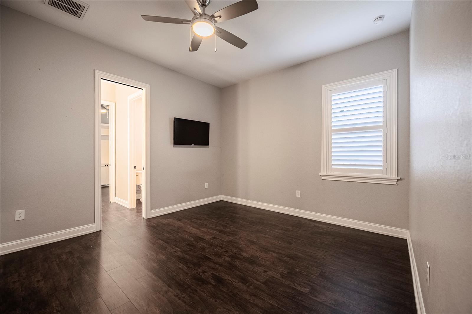 HALLAM PRESERVE EAST - Residential
