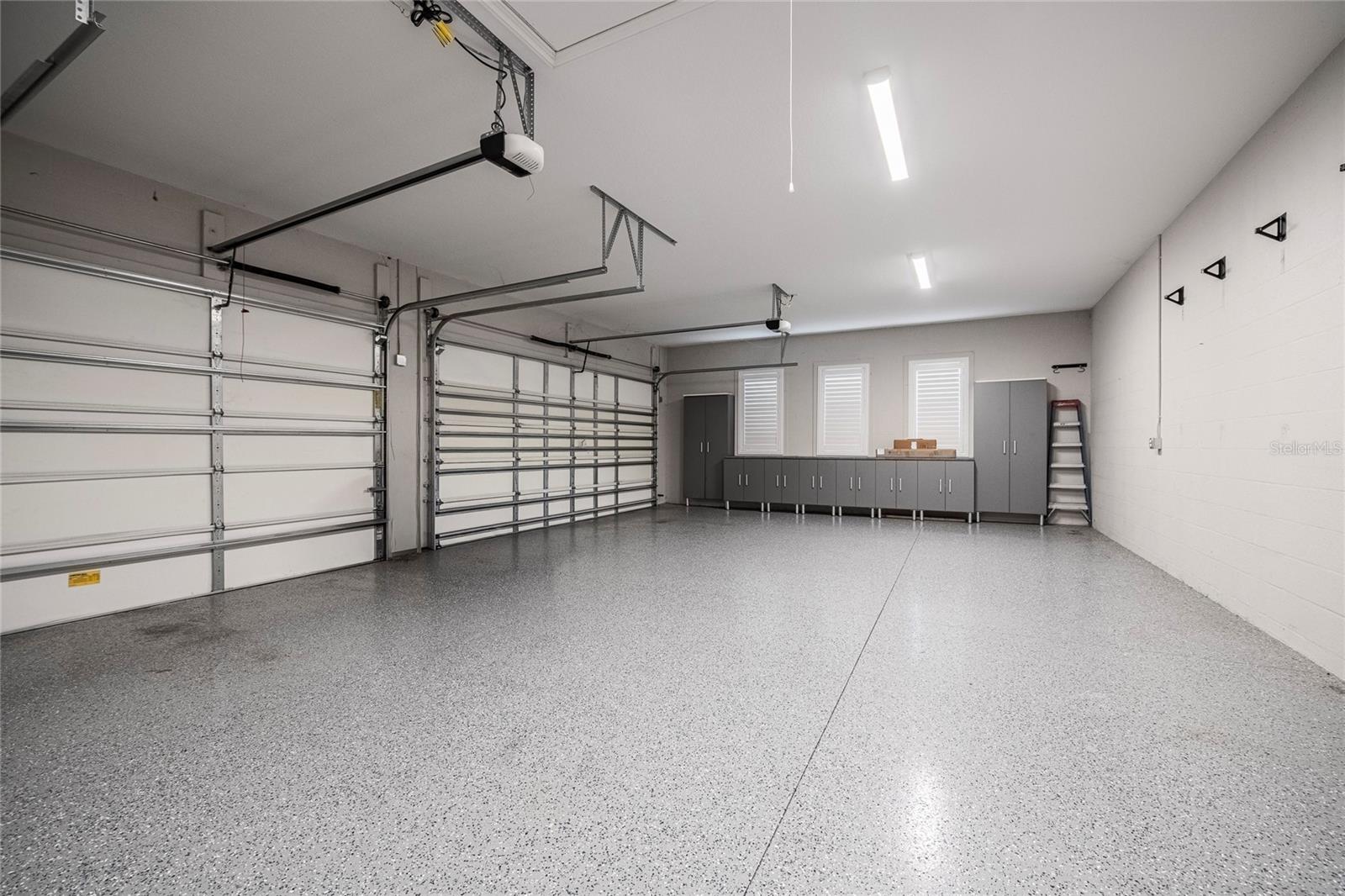 HALLAM PRESERVE EAST - Residential