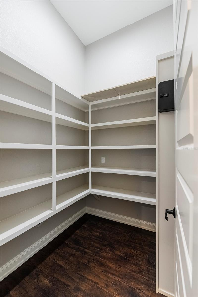 HALLAM PRESERVE EAST - Residential
