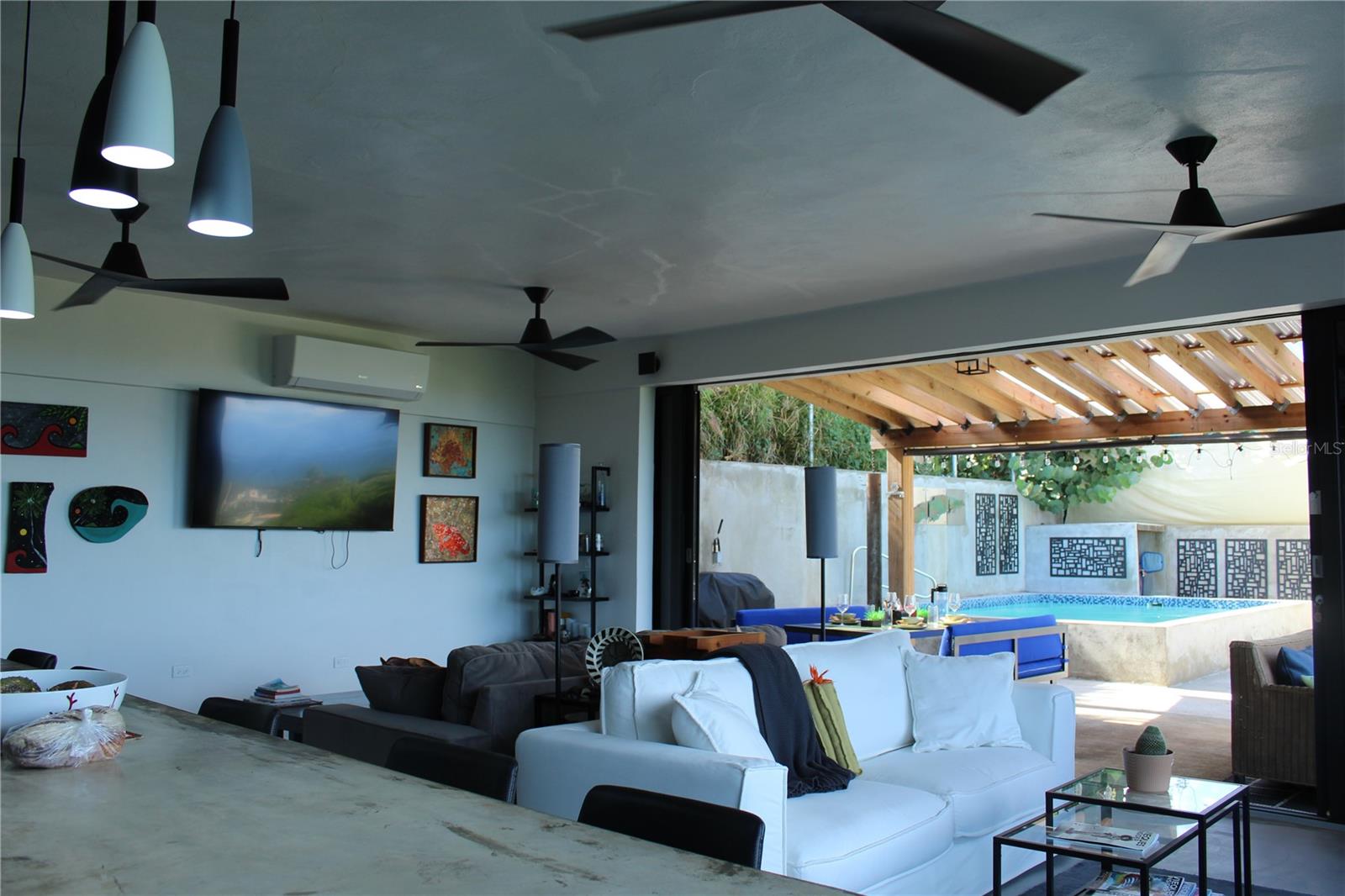 VILLA BORINQUEN - Residential