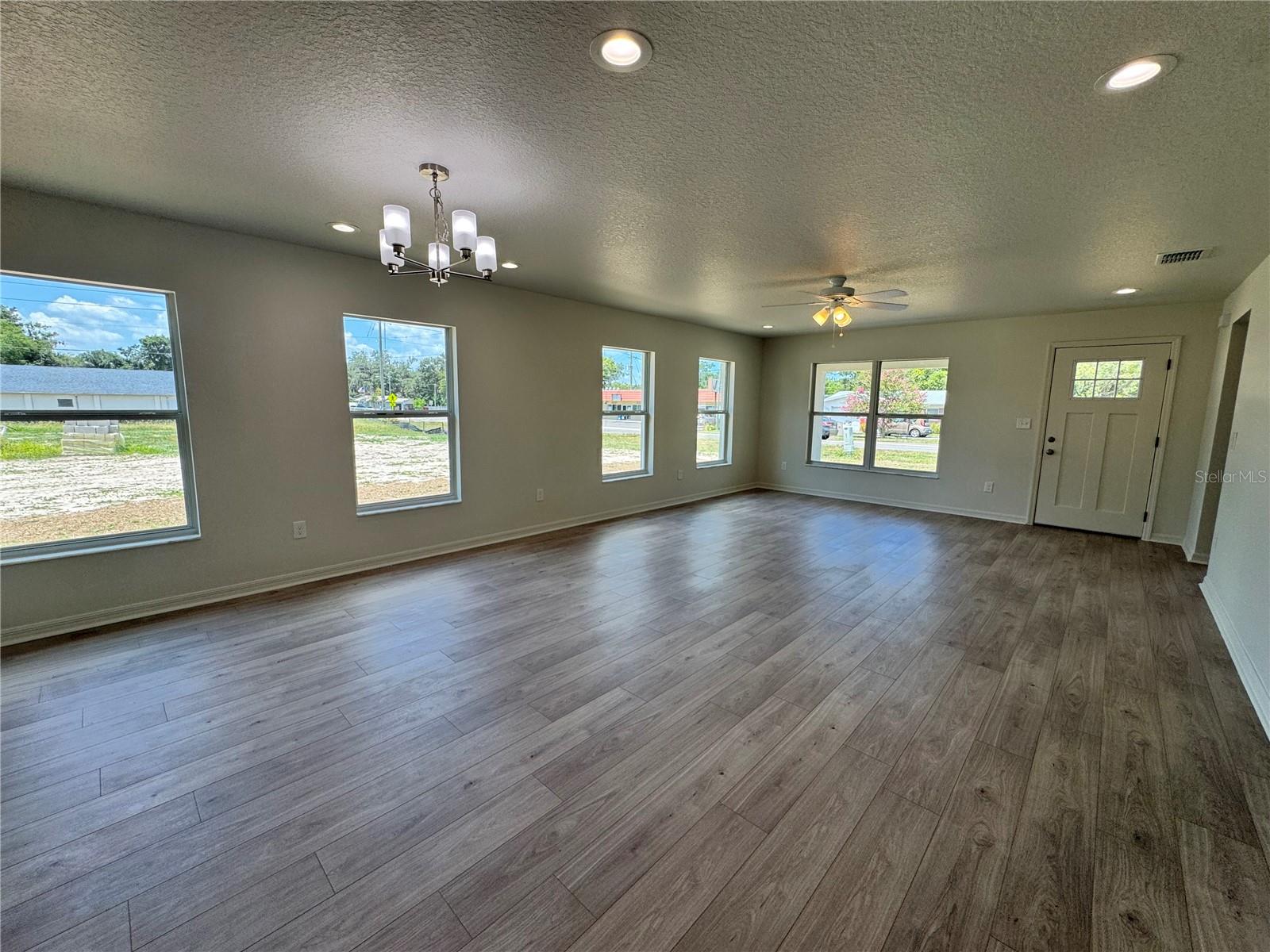 CITY OF ZEPHYRHILLS - Residential