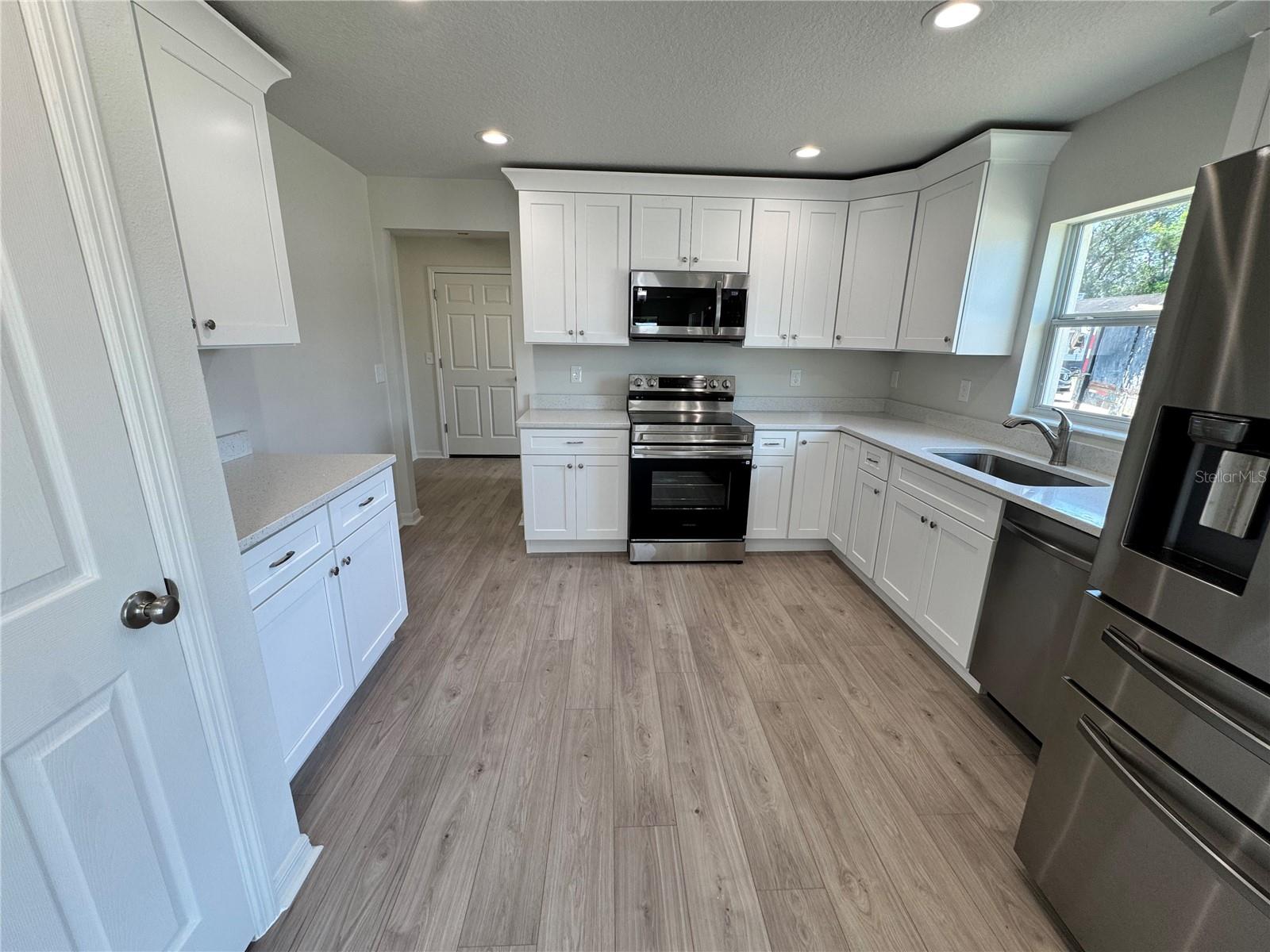 CITY OF ZEPHYRHILLS - Residential