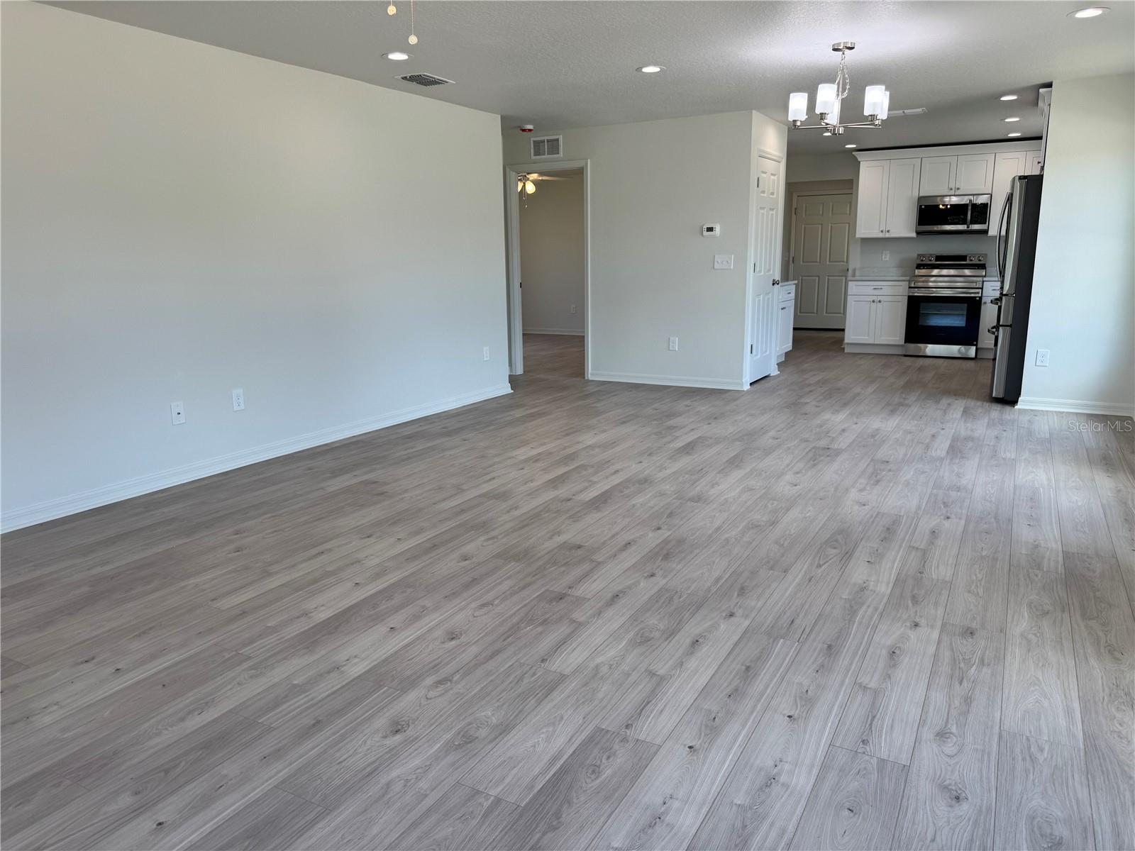 CITY OF ZEPHYRHILLS - Residential