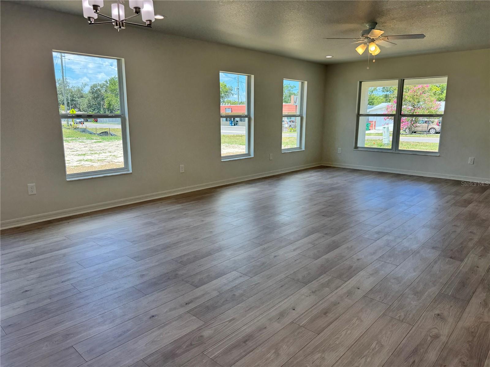CITY OF ZEPHYRHILLS - Residential