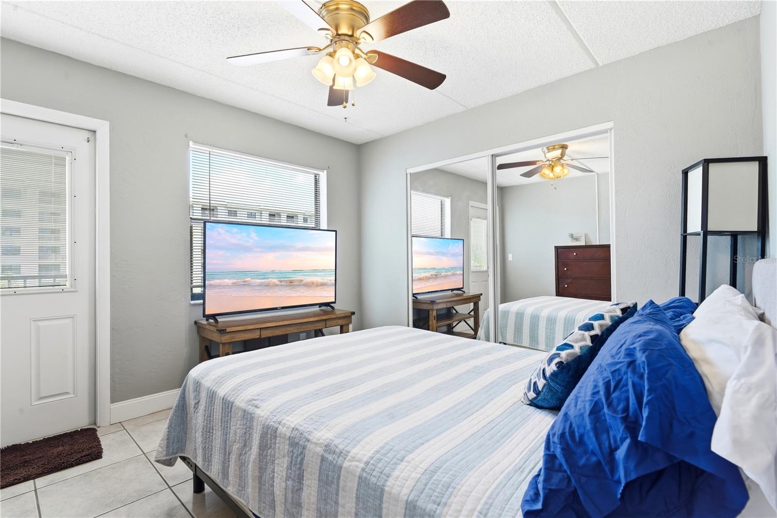 SEA FERN CONDO - Residential