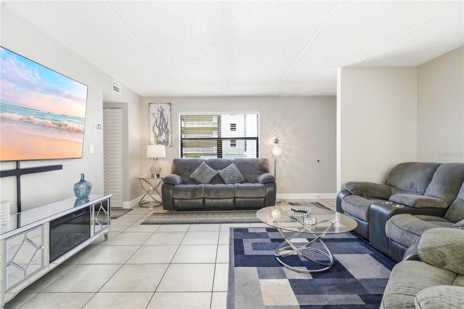 SEA FERN CONDO - Residential
