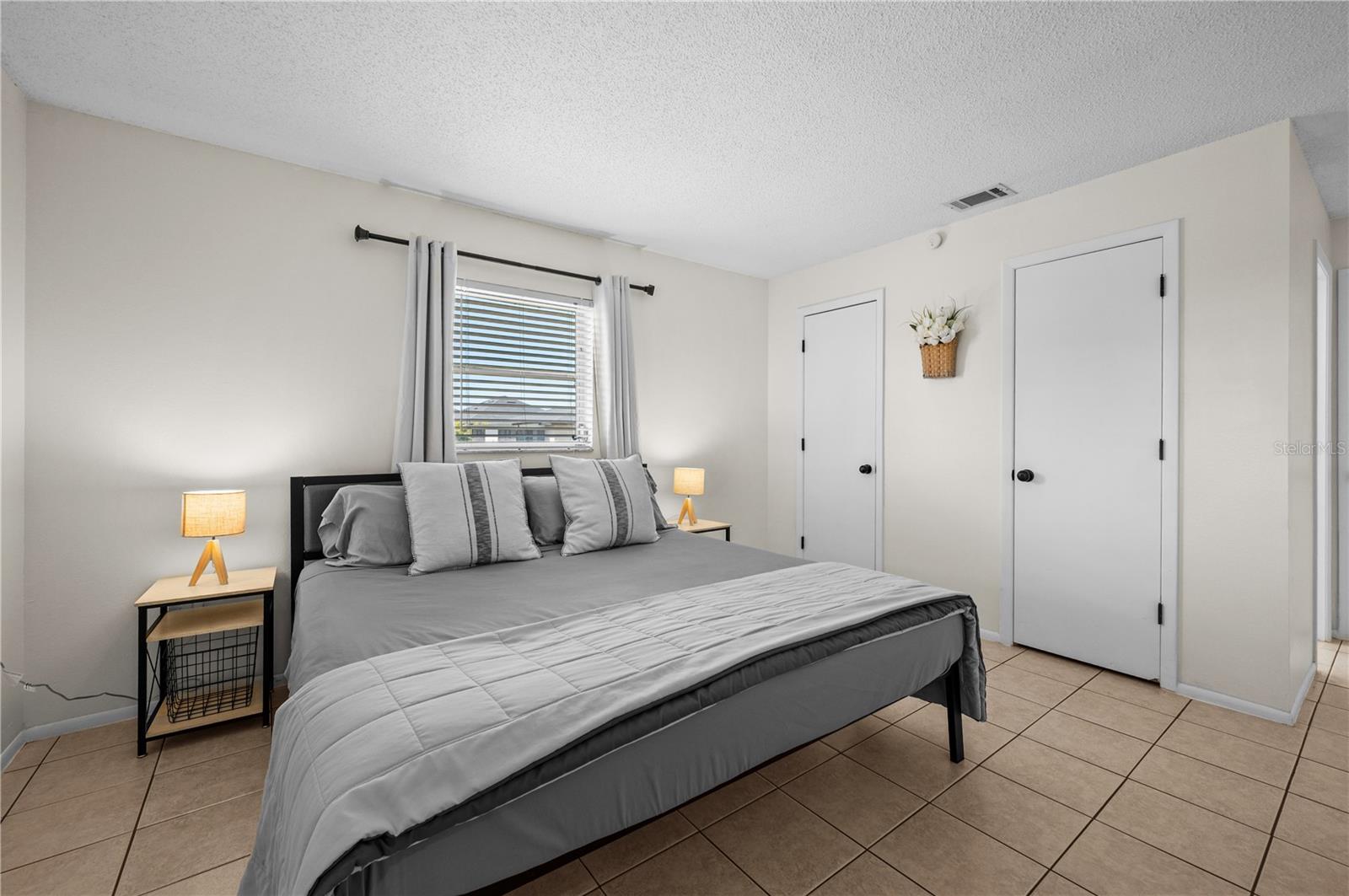 ROTONDA WEST OAKLAND HILLS - Residential Income
