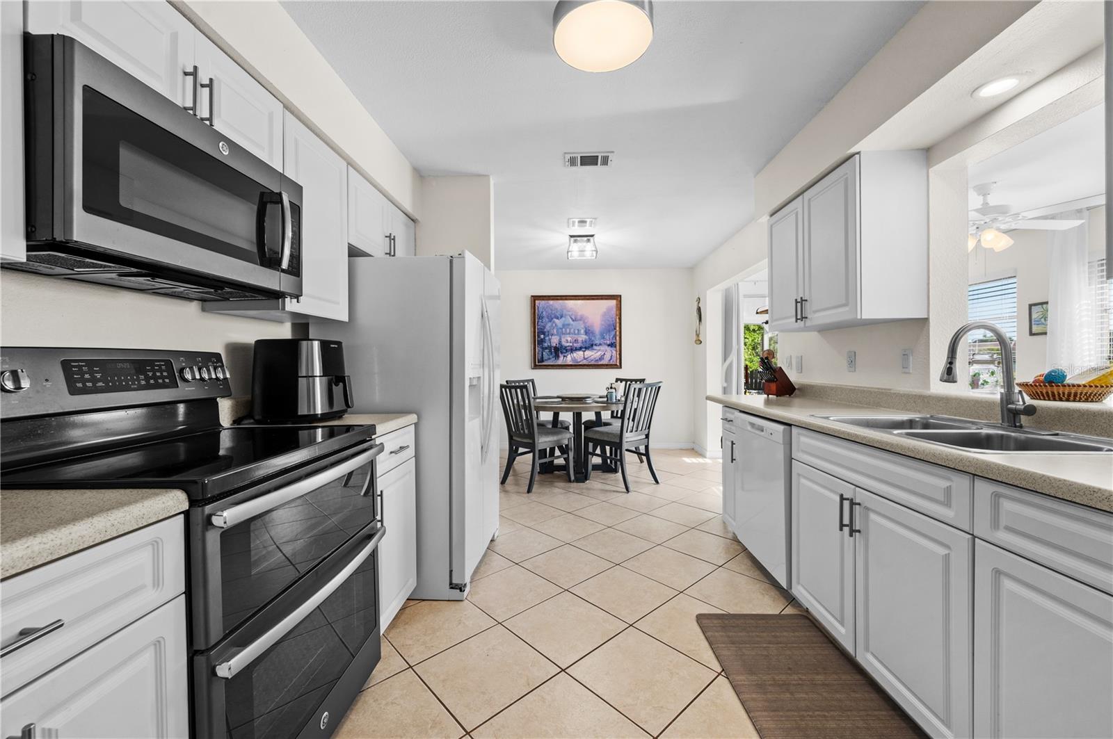 ROTONDA WEST OAKLAND HILLS - Residential Income