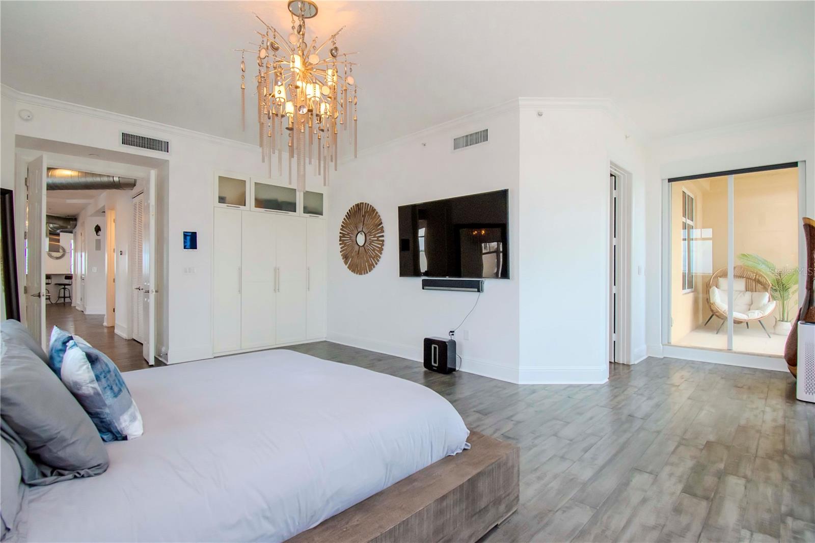 MANDALAY BEACH CLUB CONDO - Residential