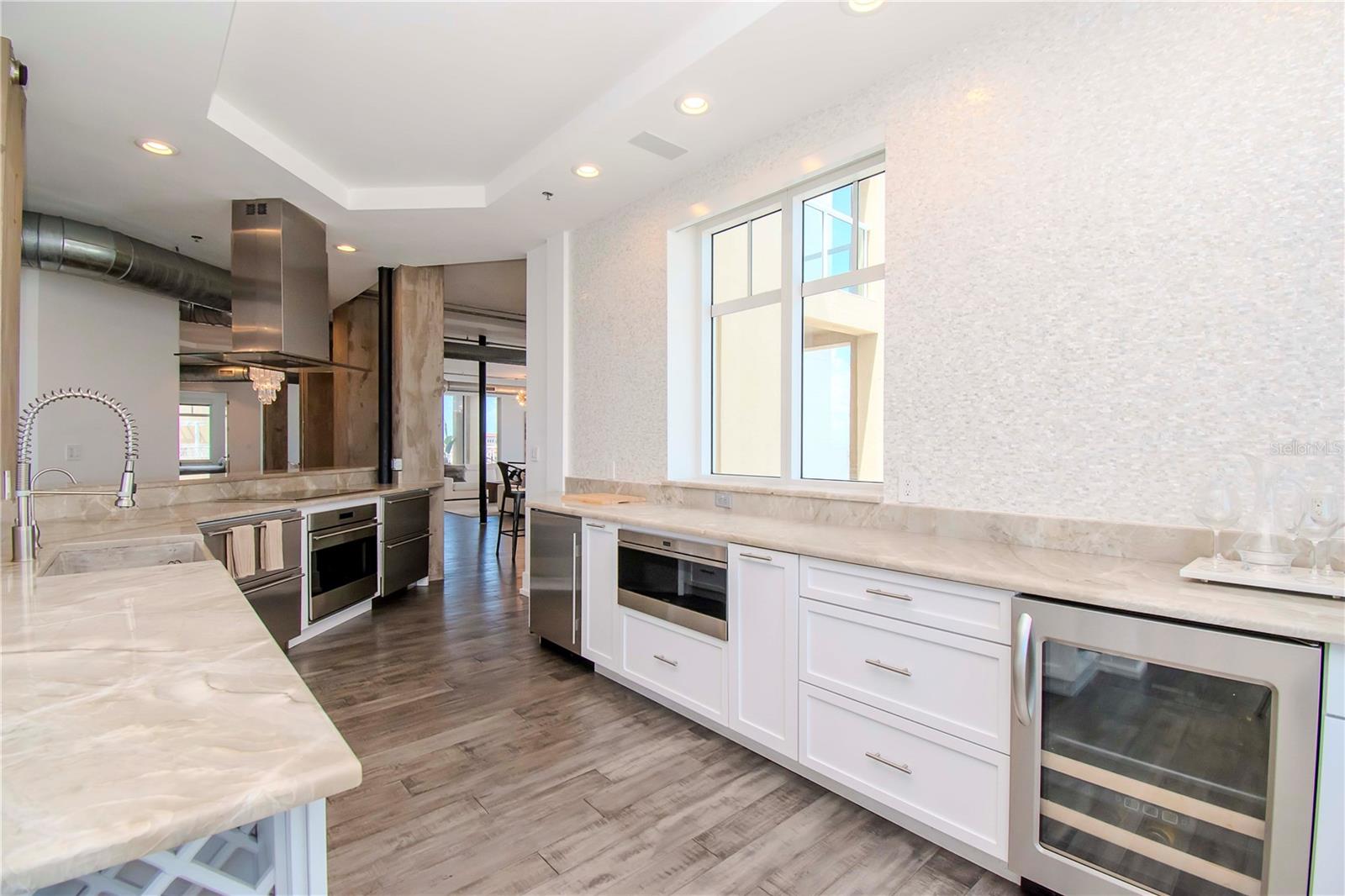 MANDALAY BEACH CLUB CONDO - Residential