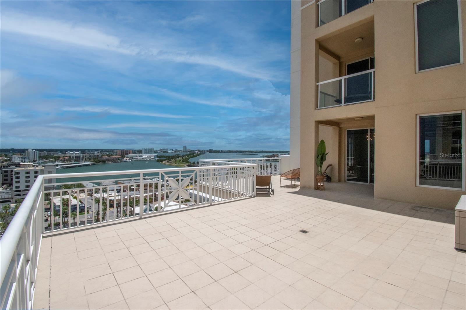 MANDALAY BEACH CLUB CONDO - Residential