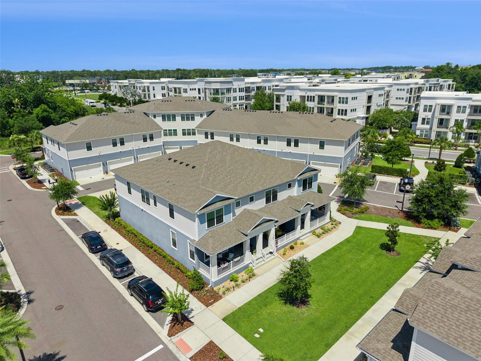 SEMINOLE CROSSING TOWNHOMES - Residential