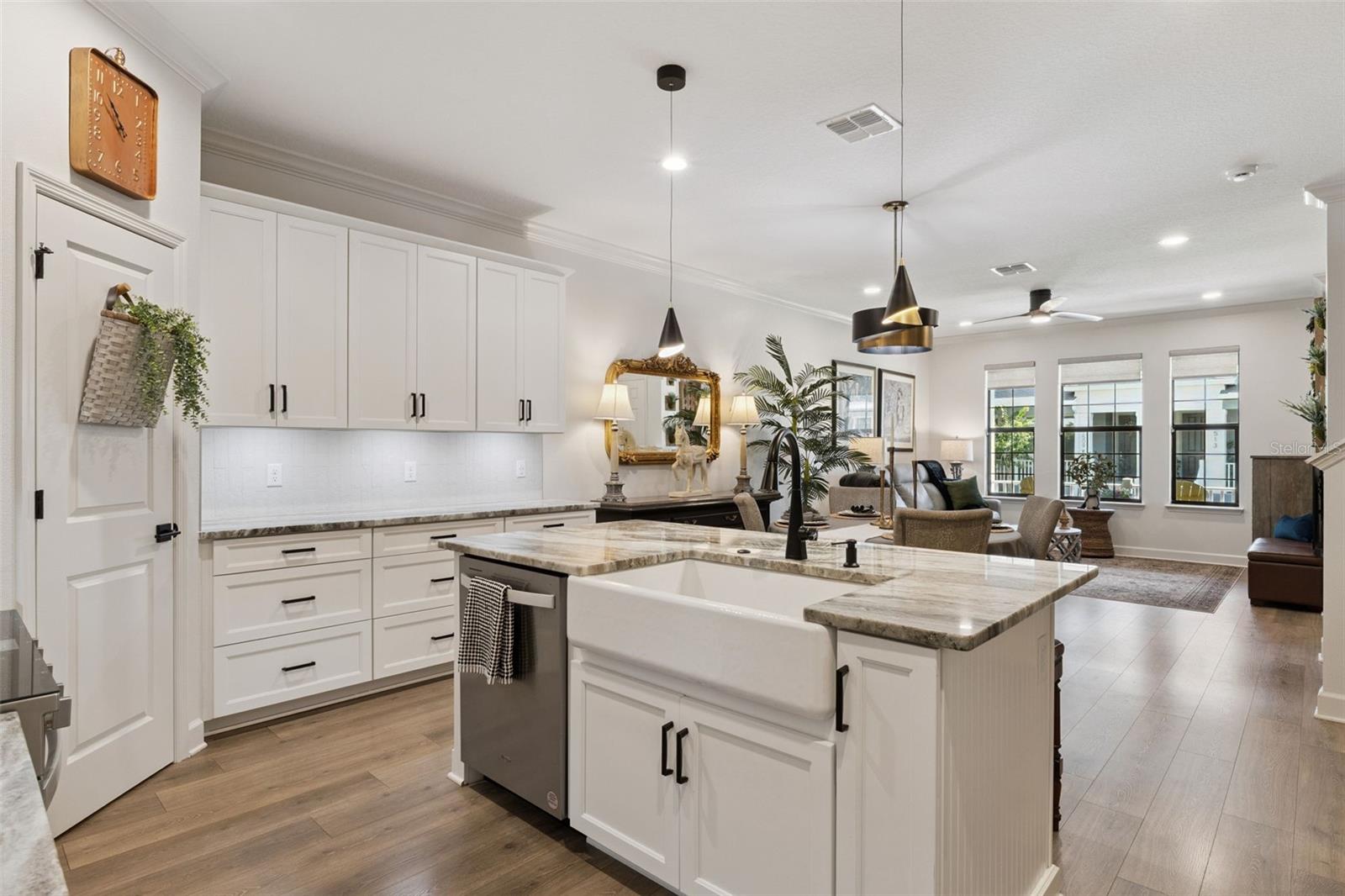 SEMINOLE CROSSING TOWNHOMES - Residential