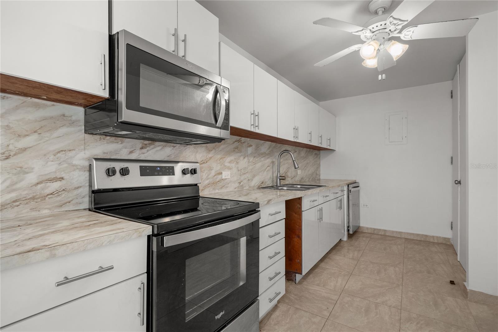 CONDADO PRINCESS - Residential