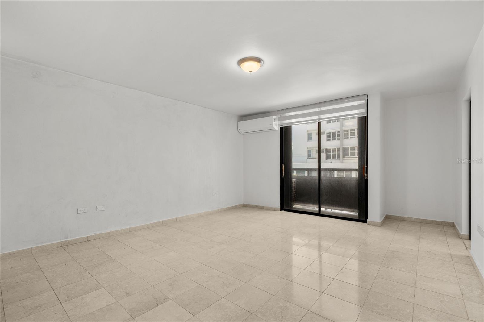 CONDADO PRINCESS - Residential