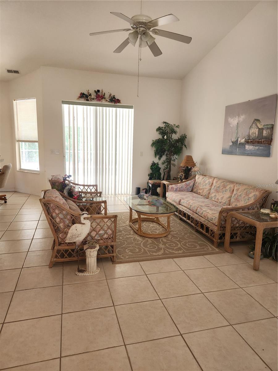 ROYAL HIGHLANDS - Residential