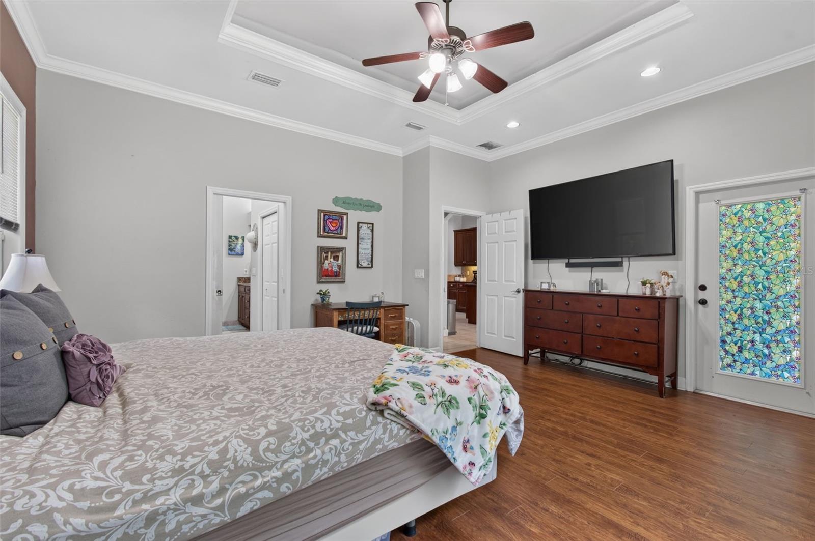 PINE CREST - Residential