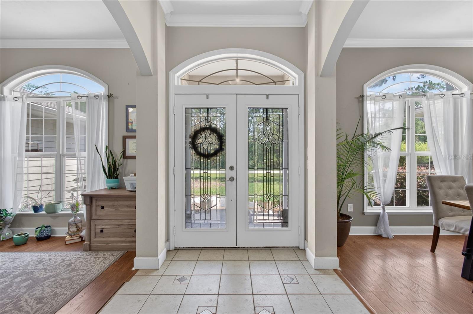 PINE CREST - Residential