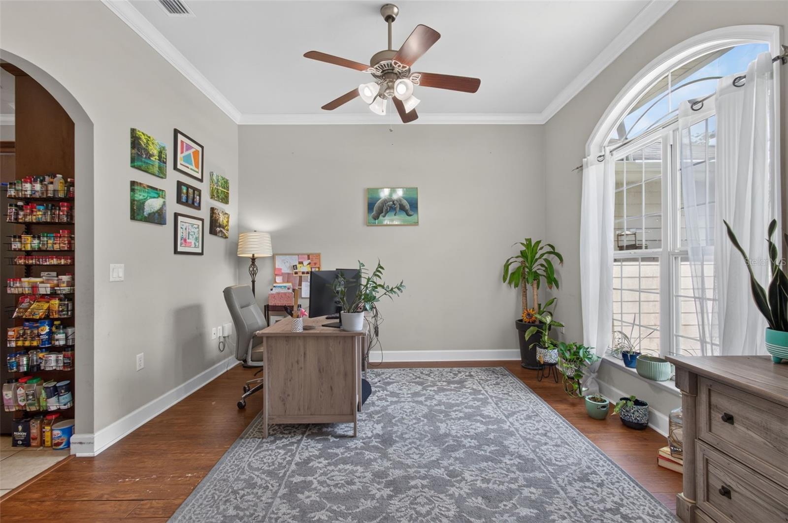 PINE CREST - Residential